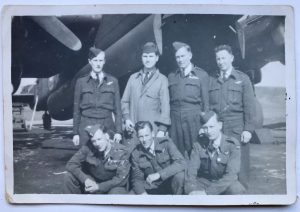 460 Squadron RAAF crew